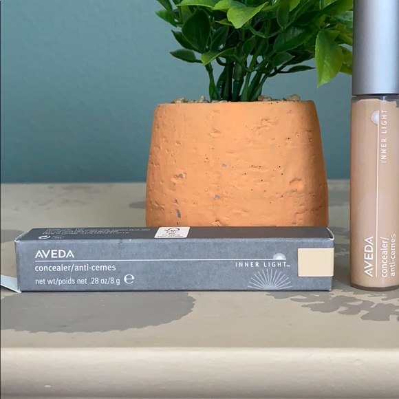 Aveda inner light concealer 01 birch - Picture 2 of 4